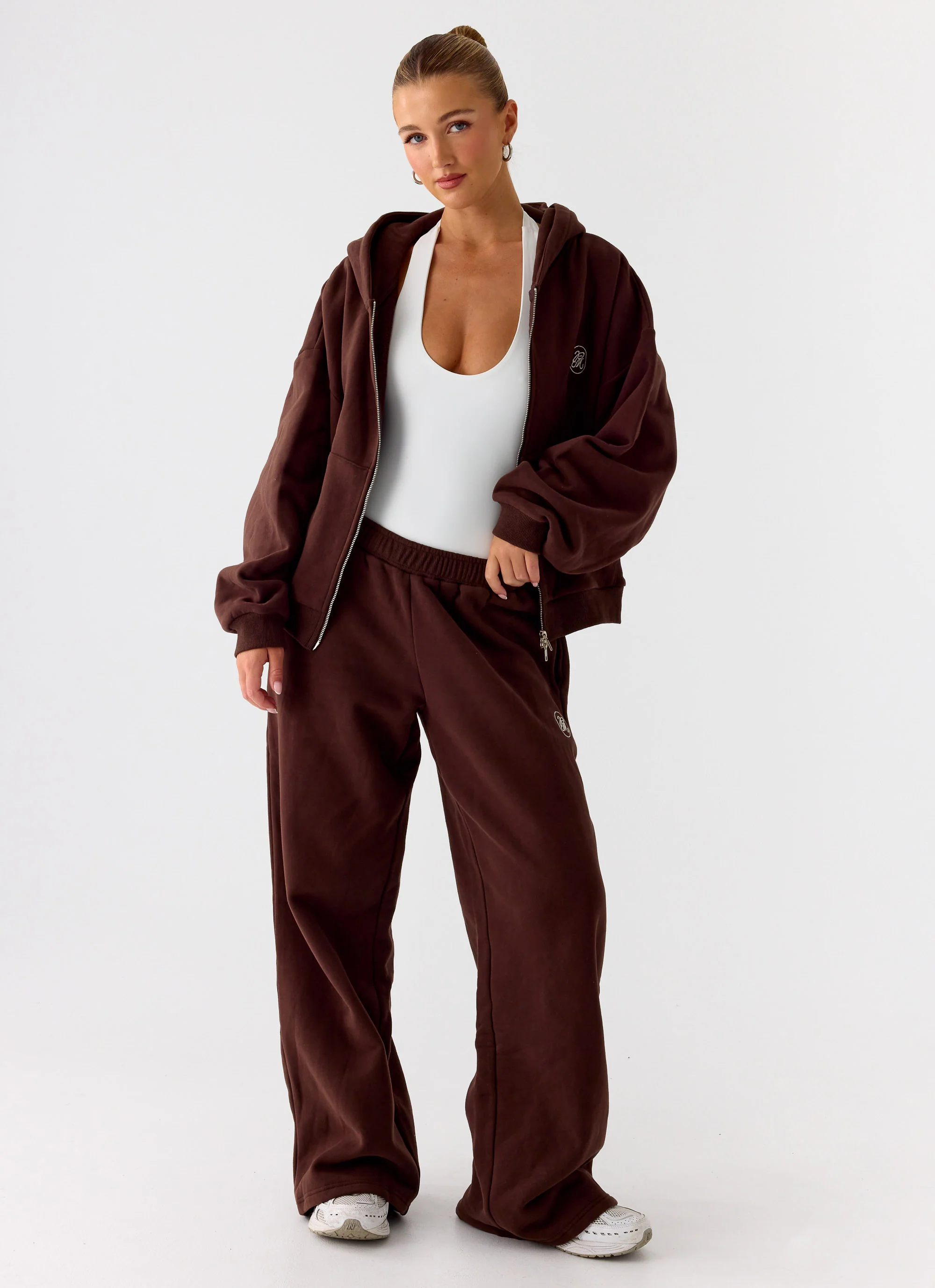 Signature Low Rise Sweatpants - Chocolate - Image 2